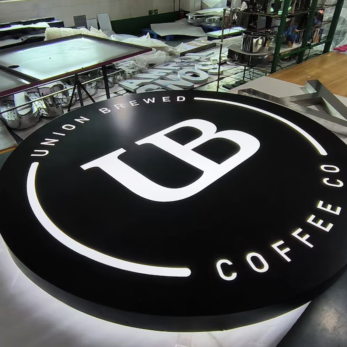 Black Metal Backlit Sign 3D Light Box Round Shape