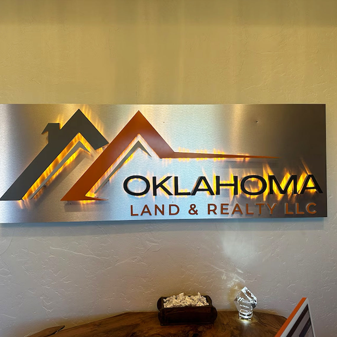 Custom 3D Metal Backlit Sign, 3D Logo Channel Letter Signs, LED Light Box Backlit For Business, Office, Store Front