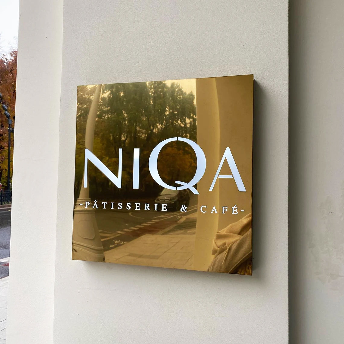 Gold Metal Backlit Sign 3D Light Box Square Shape