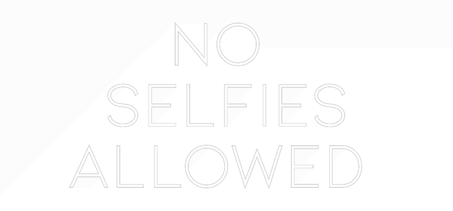 Custom Neon: No
Selfies
...
