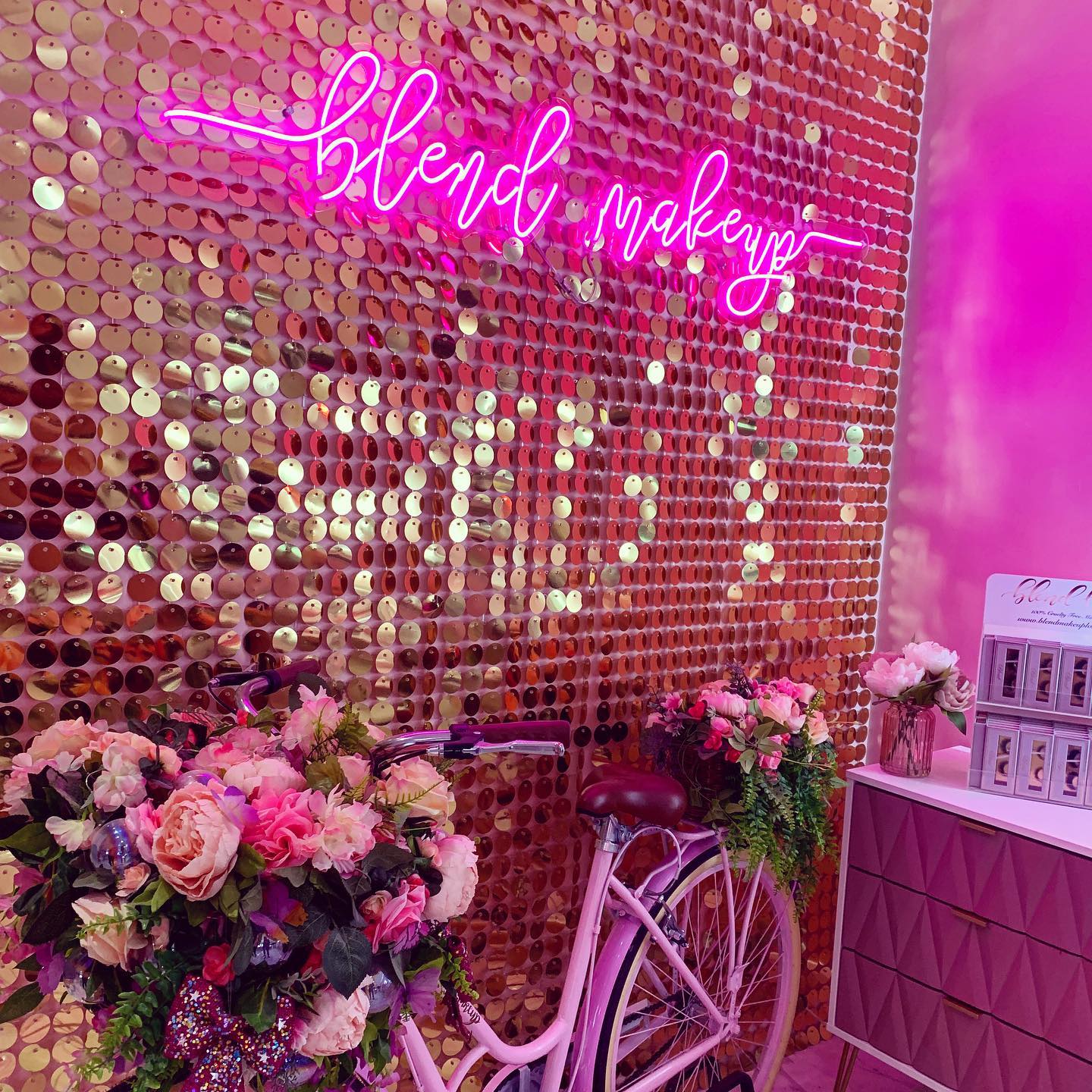 Custom Business Neon Signs for Beauty Shop, Nail Shop, Brow & Lashes Salon
