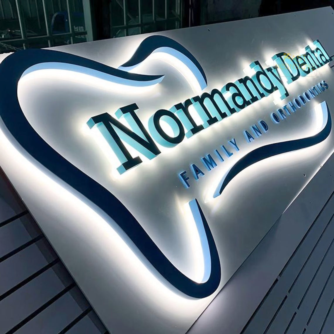 Custom Dental Clinic Backlit Sign | 3D Metal Halo Lit LED Logo for Dentist Office & Medical Practice