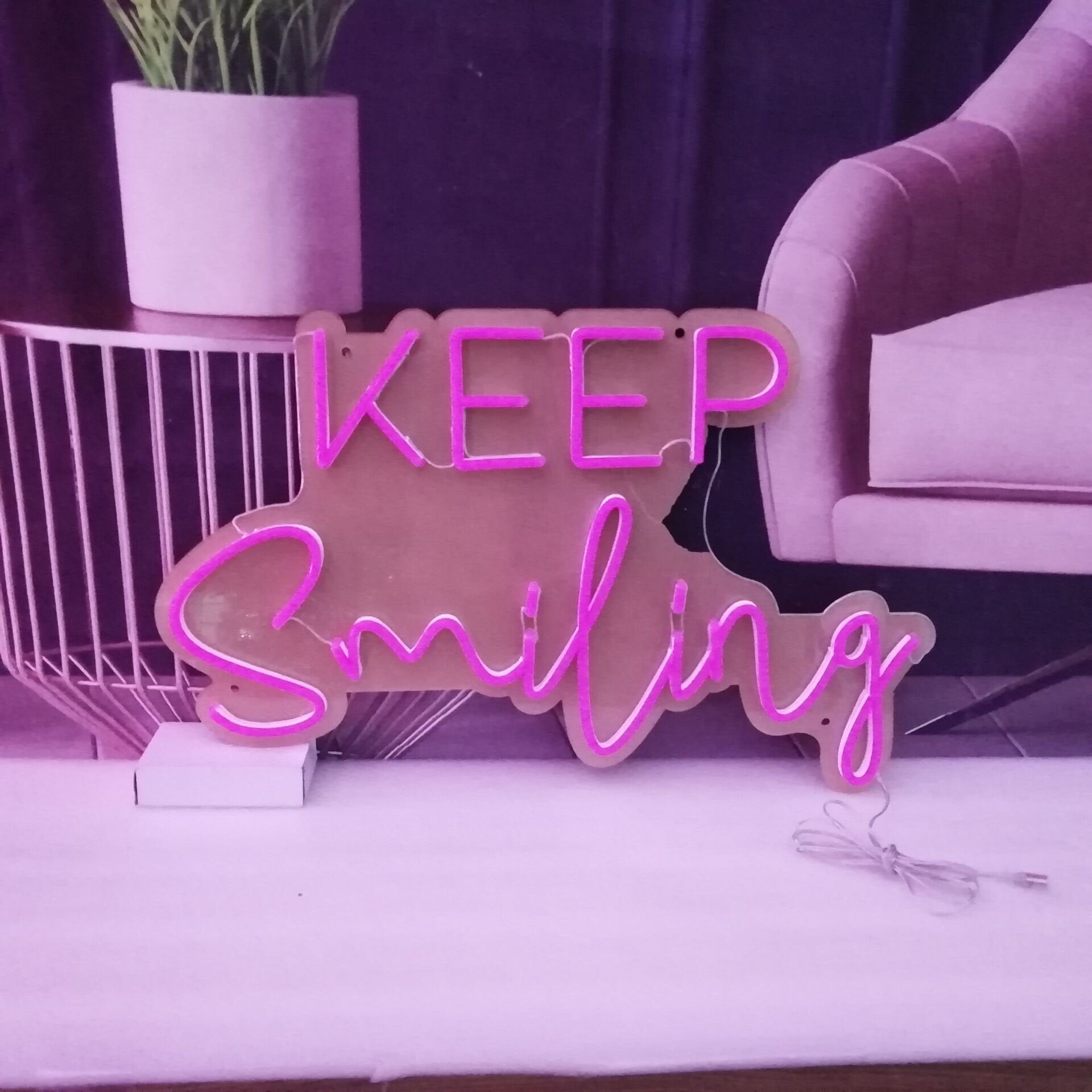 KEEP Smiling Neon Signs